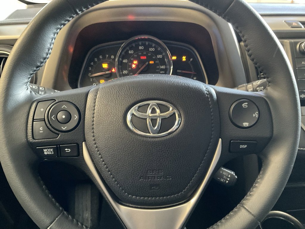 Used 2014 Toyota RAV4 Limited image 11