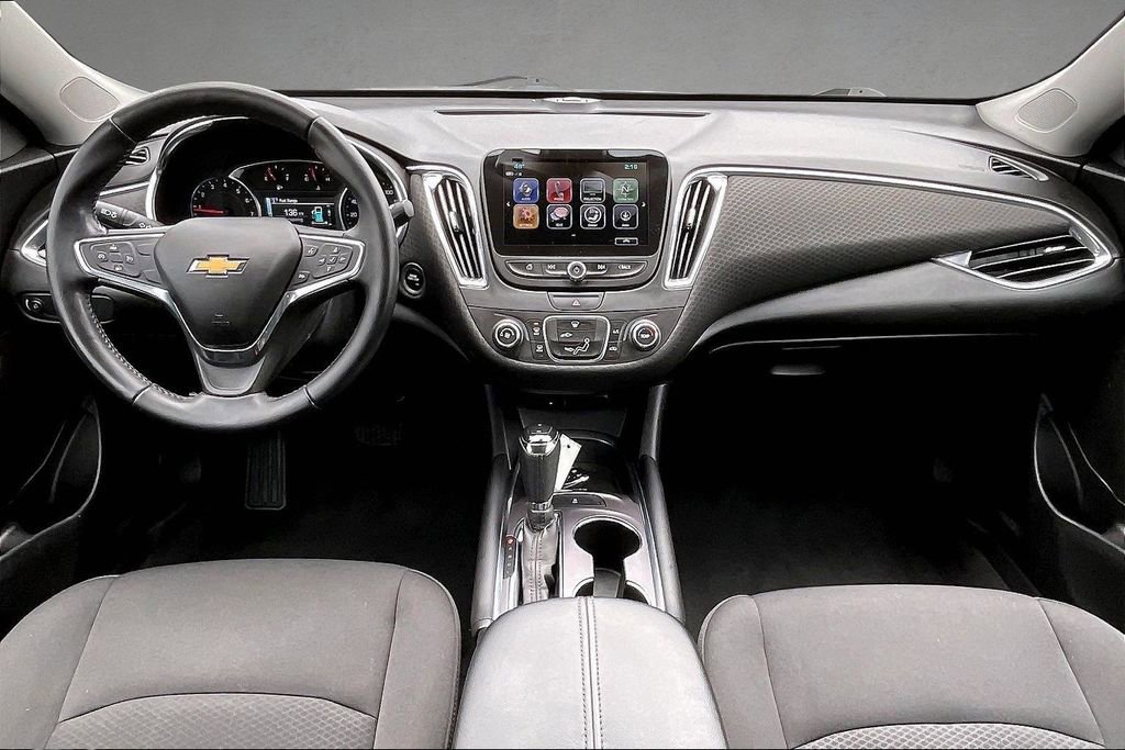 Used 2018 Chevrolet Malibu LT FWD image 7