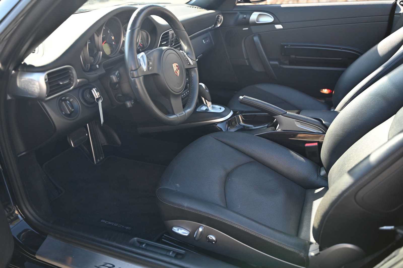 Used 2012 Porsche 911 Carrera Black Edition RWD image 17