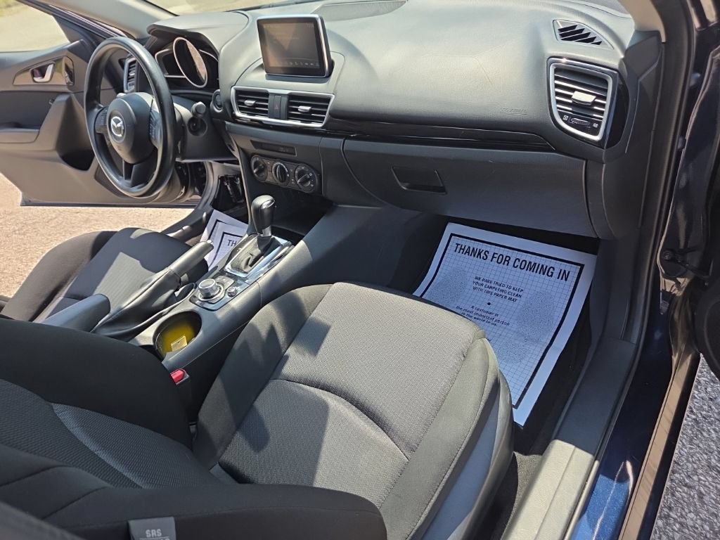 Used 2015 MAZDA MAZDA3 i Sport FWD image 21