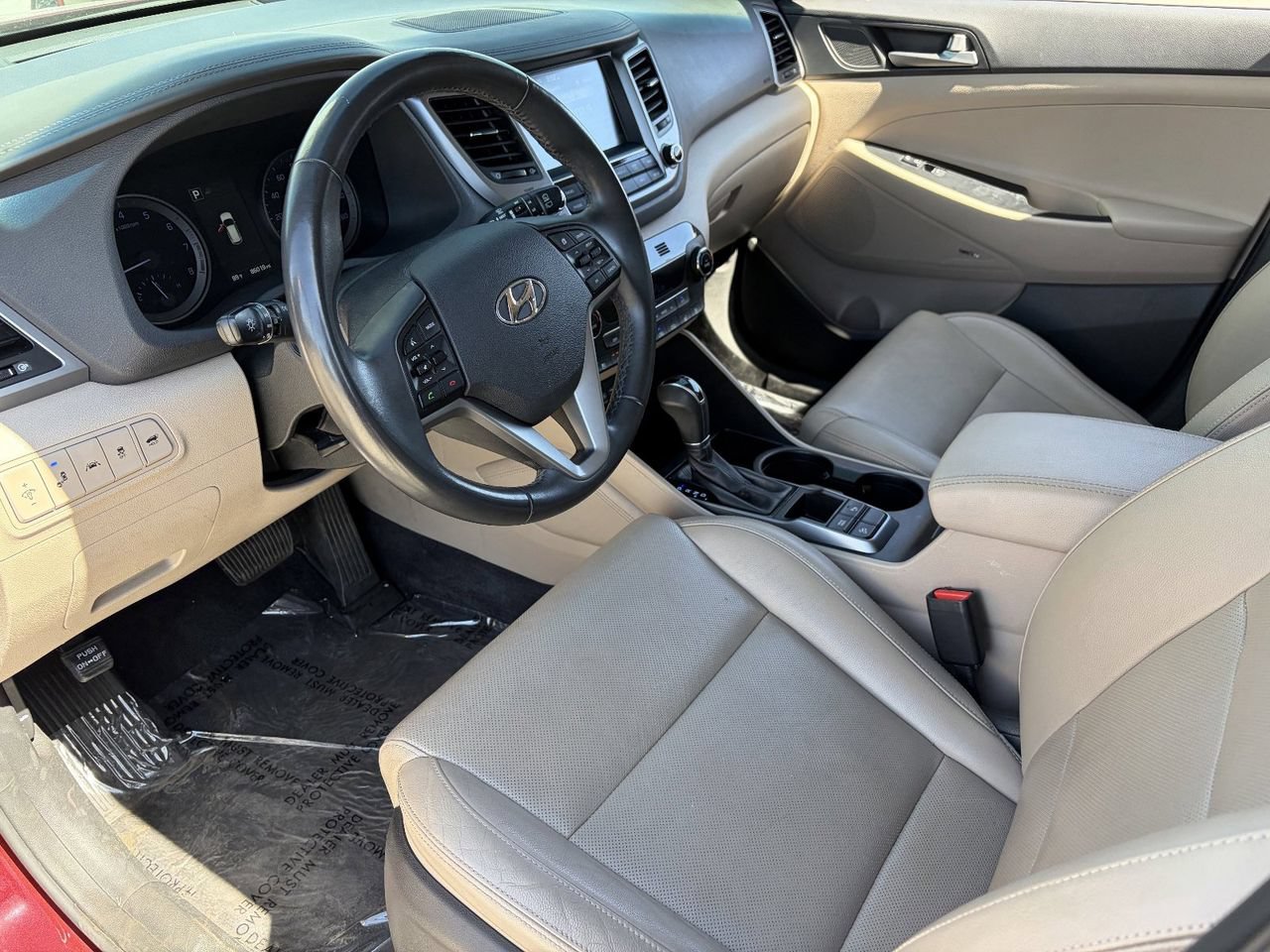 Used 2017 Hyundai Tucson Limited w/ Limited Ultimate Package 03 FWD image 17