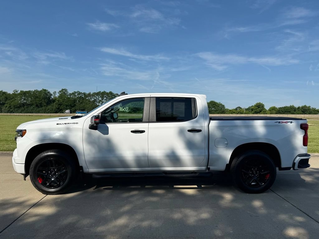 Used 2026 Chevrolet Silverado 1500 RST w/ Redline Edition AWD/4WD image 10