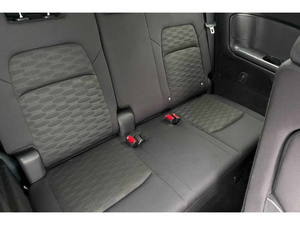 Used 2024 Nissan Pathfinder SV FWD image 17