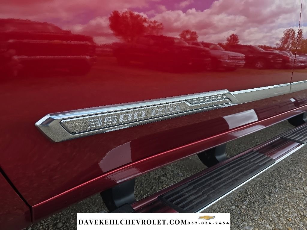 Used 2024 Chevrolet Silverado 3500 High Country w/ High Country Premium Package AWD/4WD image 15