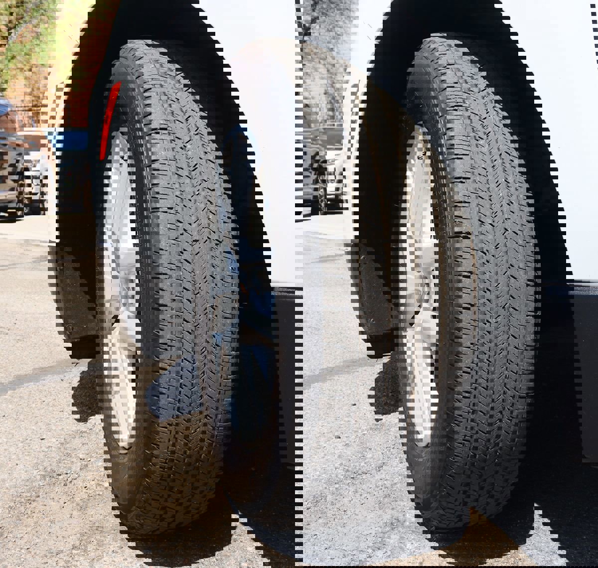 Used 2024 Chevrolet Equinox LT image 6