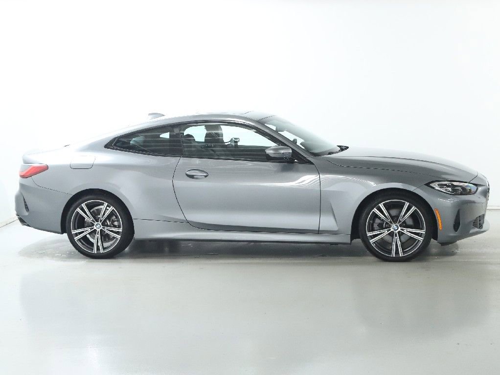 Used 2023 BMW 430i xDrive Coupe w/ Premium Package image 11