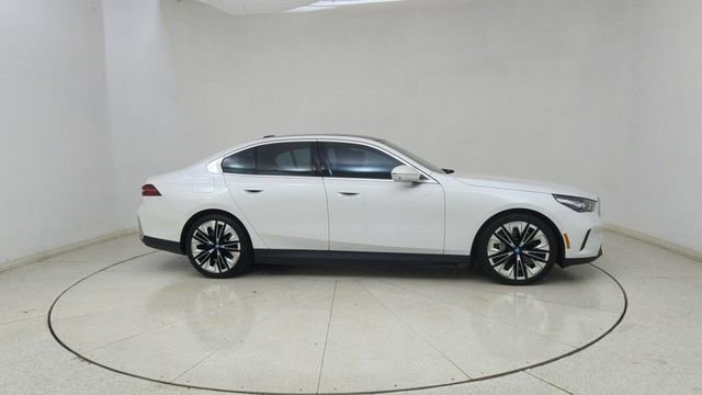 Used 2025 BMW i5 xDrive40 w/ Premium Package AWD/4WD image 67