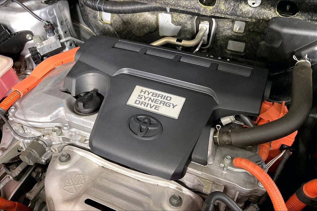 Used 2016 Toyota RAV4 Limited AWD/4WD image 32