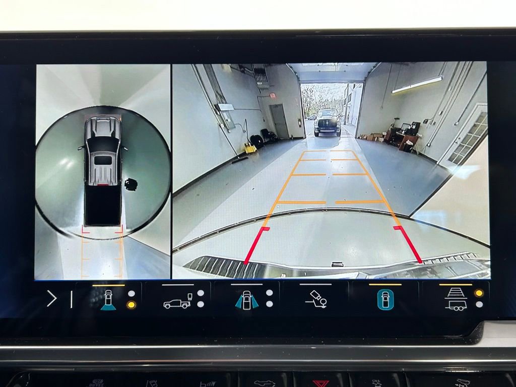 Used 2024 Chevrolet Silverado 2500 High Country w/ High Country Premium Package image 22