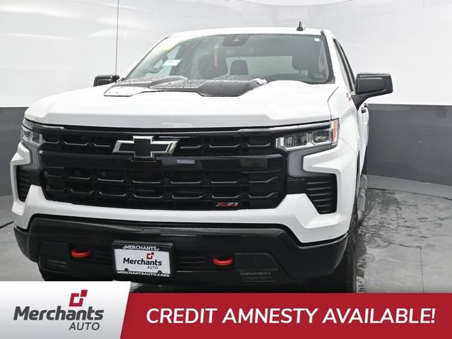 Used 2025 Chevrolet Silverado 1500 LT Trail Boss w/ Protection Package AWD/4WD image 2