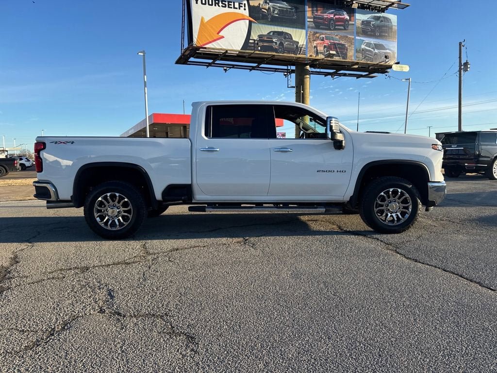 New 2026 Chevrolet Silverado 2500 LTZ w/ LTZ Convenience Package AWD/4WD image 8