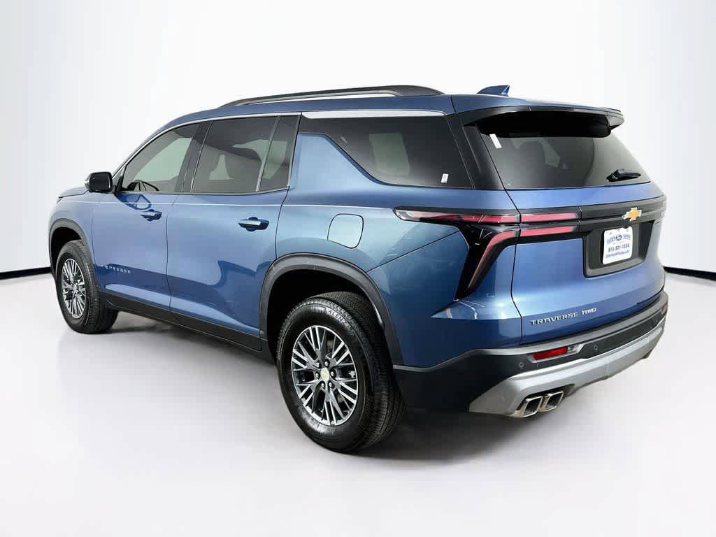 Used 2024 Chevrolet Traverse LT AWD/4WD image 4