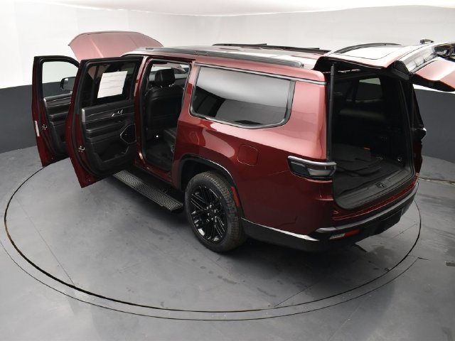 New 2026 Jeep Grand Wagoneer L Limited AWD/4WD image 28