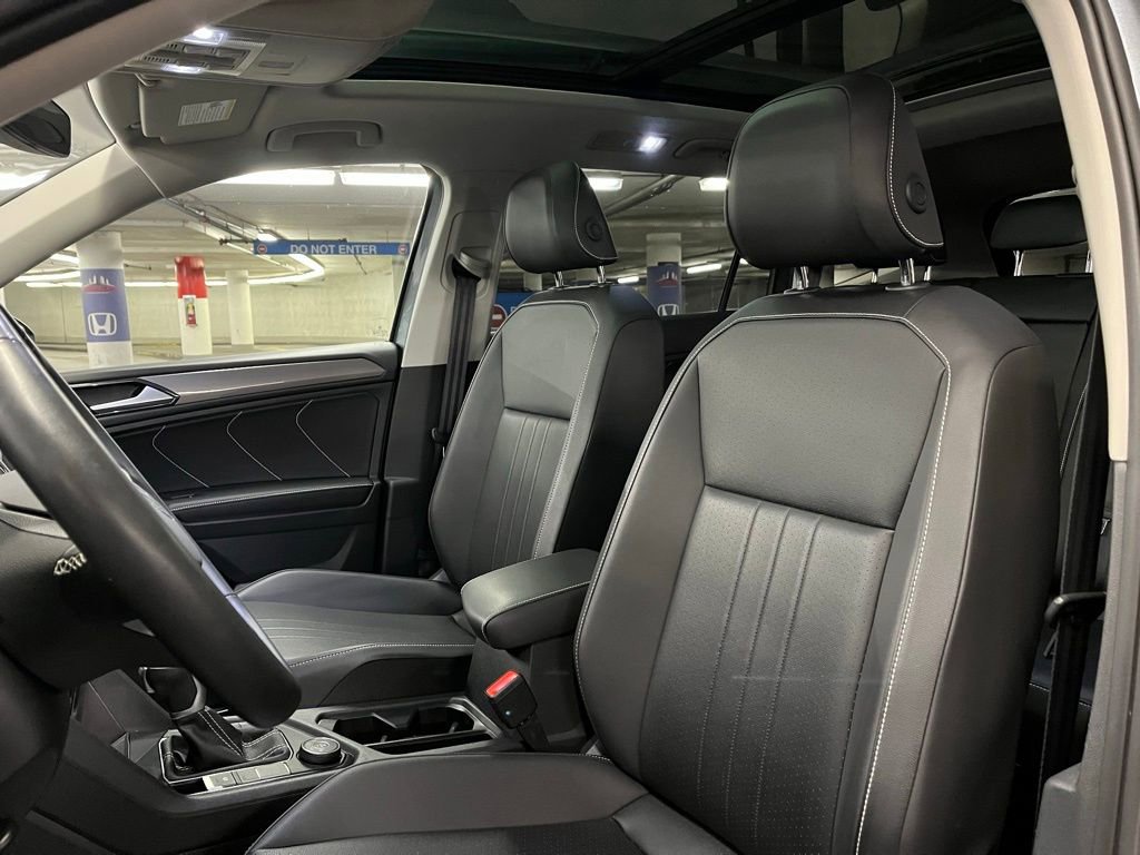 Certified 2024 Volkswagen Tiguan SE AWD/4WD image 20