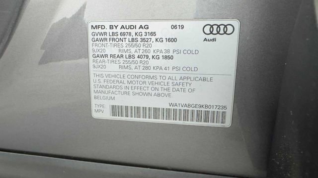Used 2019 Audi e-tron Prestige w/ Prestige Package AWD/4WD image 39