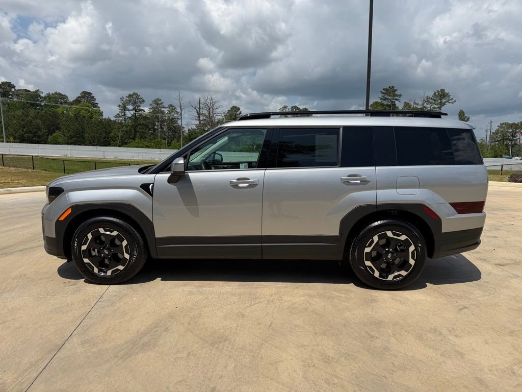 Used 2025 Hyundai Santa Fe SEL image 2