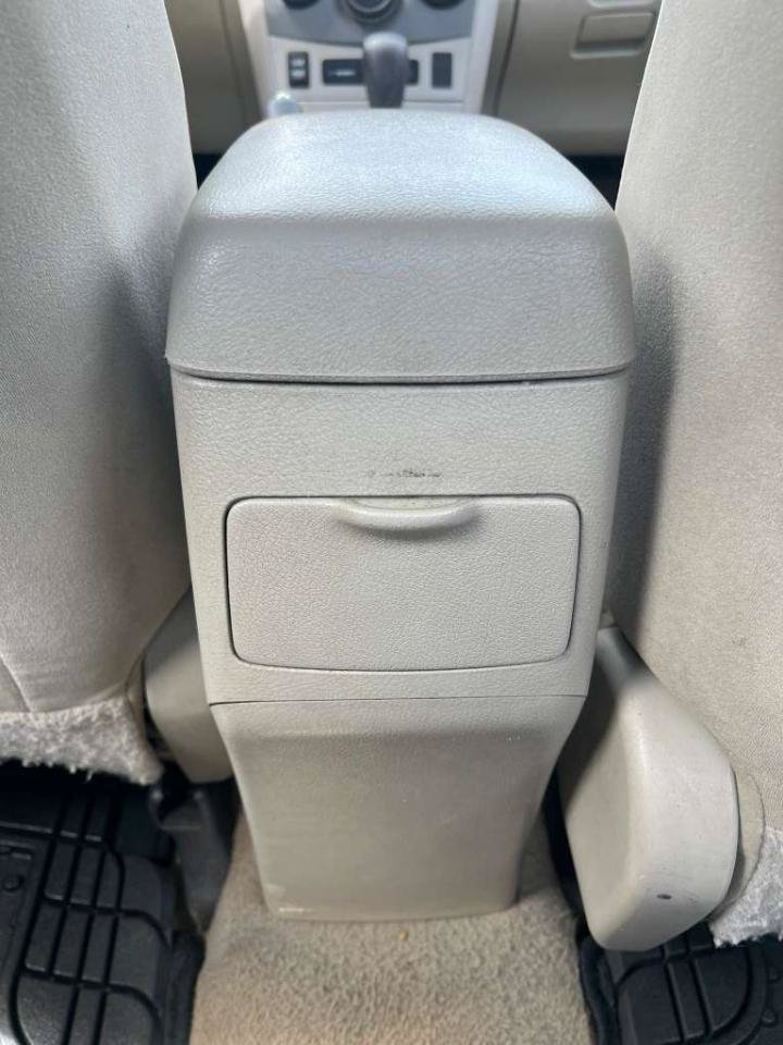 Used 2012 Toyota Corolla LE FWD image 28