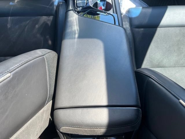 Used 2019 Cadillac CTS V w/ Luxury Package RWD image 34