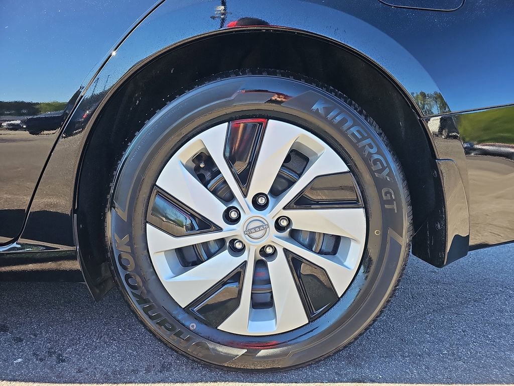 Used 2025 Nissan Altima 2.5 S image 35