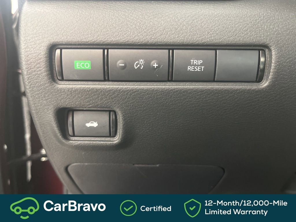 Used 2025 Nissan Sentra SV image 27