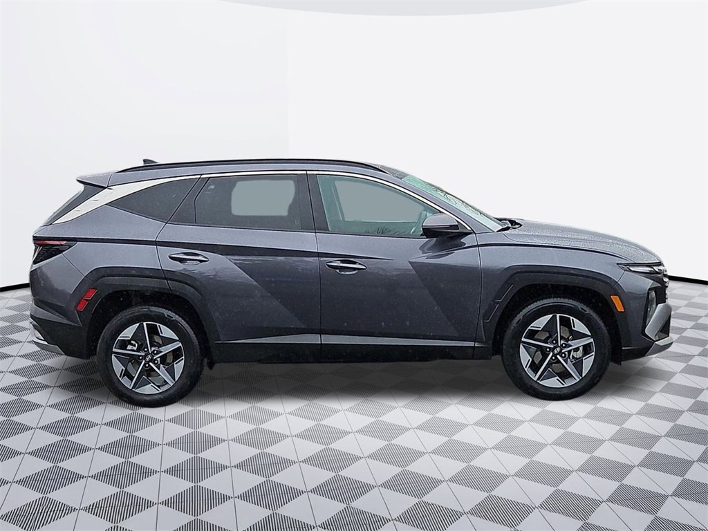 Certified 2025 Hyundai Tucson SEL image 7