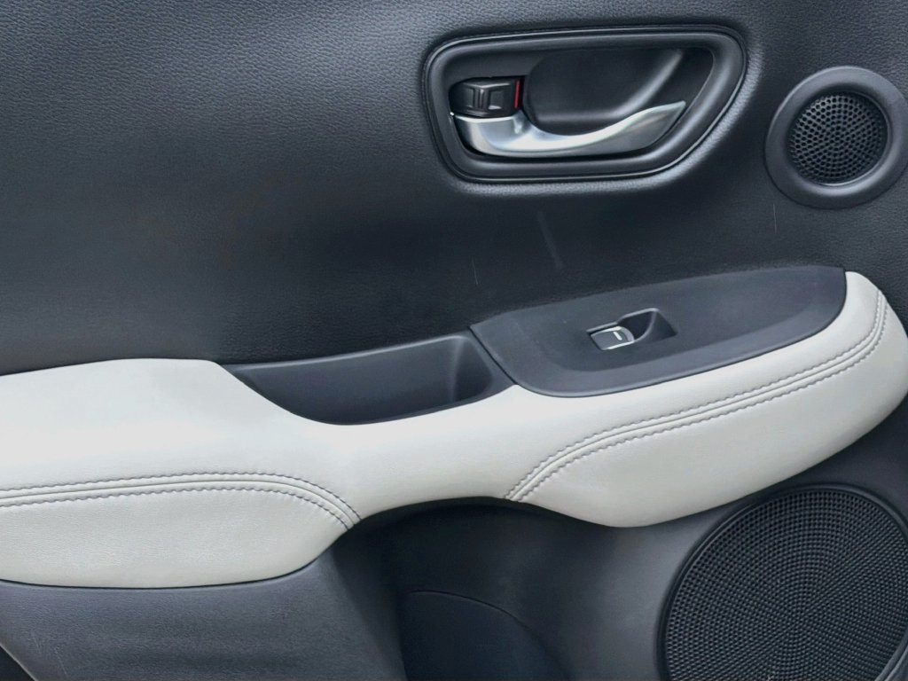 New 2027 Honda HR-V EX-L image 26