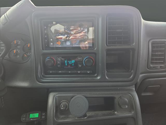 Used 2007 Chevrolet Silverado 2500 LT w/ Heavy-Duty Power Package image 13