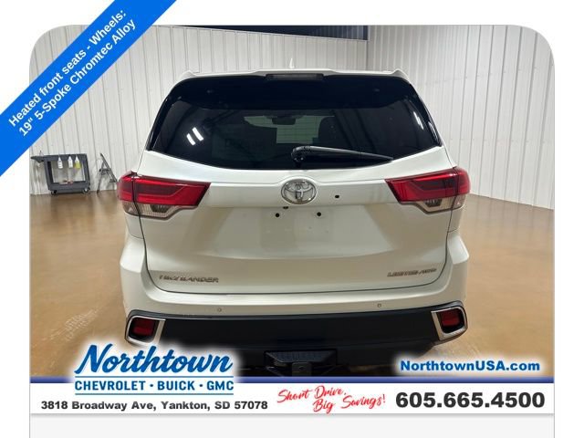 Used 2018 Toyota Highlander Limited image 4