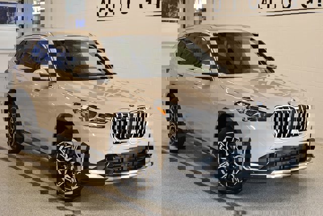 New 2026 BMW X1 xDrive28i w/ Convenience Package