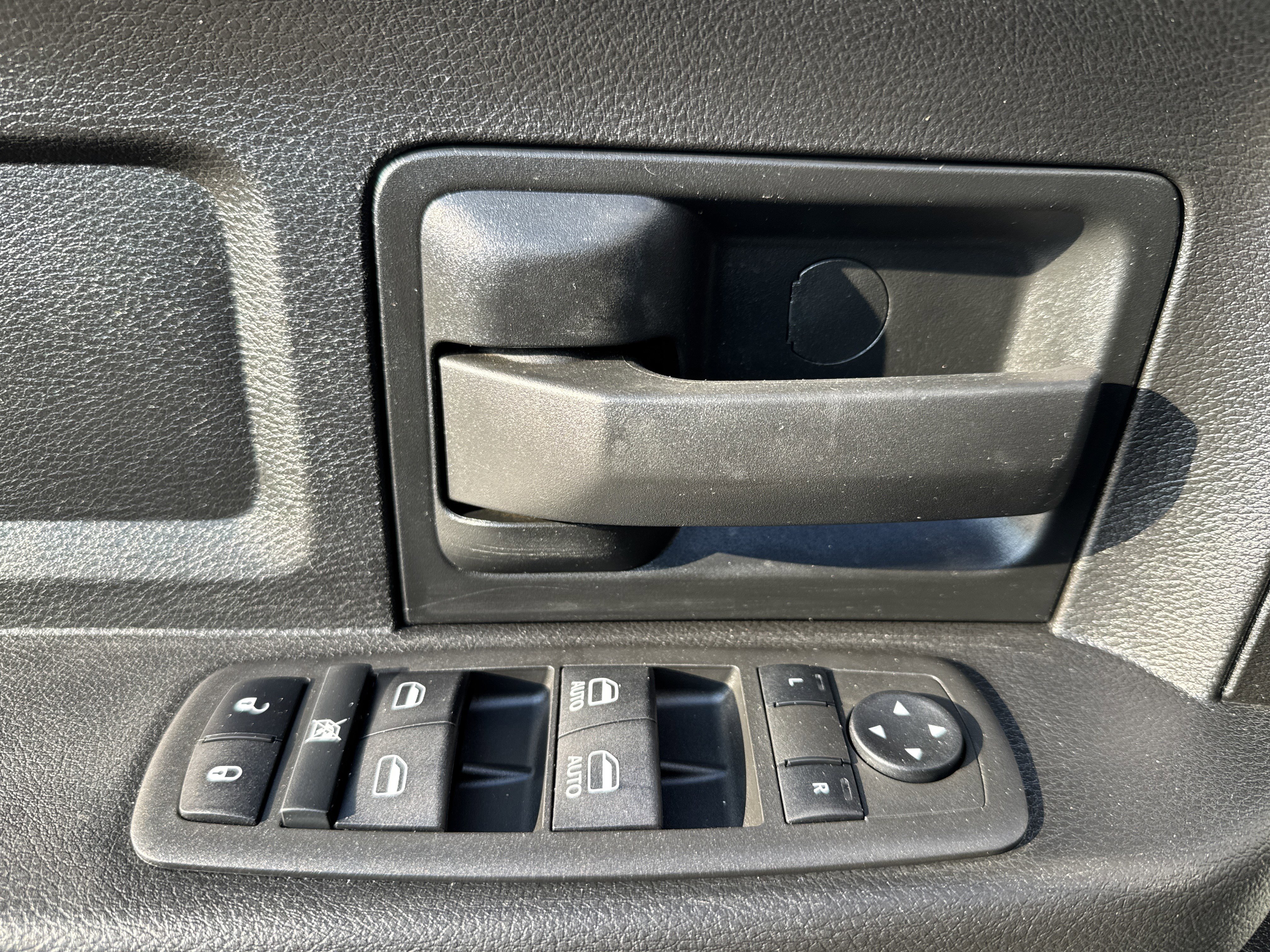 Used 2022 RAM 3500 Tradesman w/ Electrical Accessory Group image 15