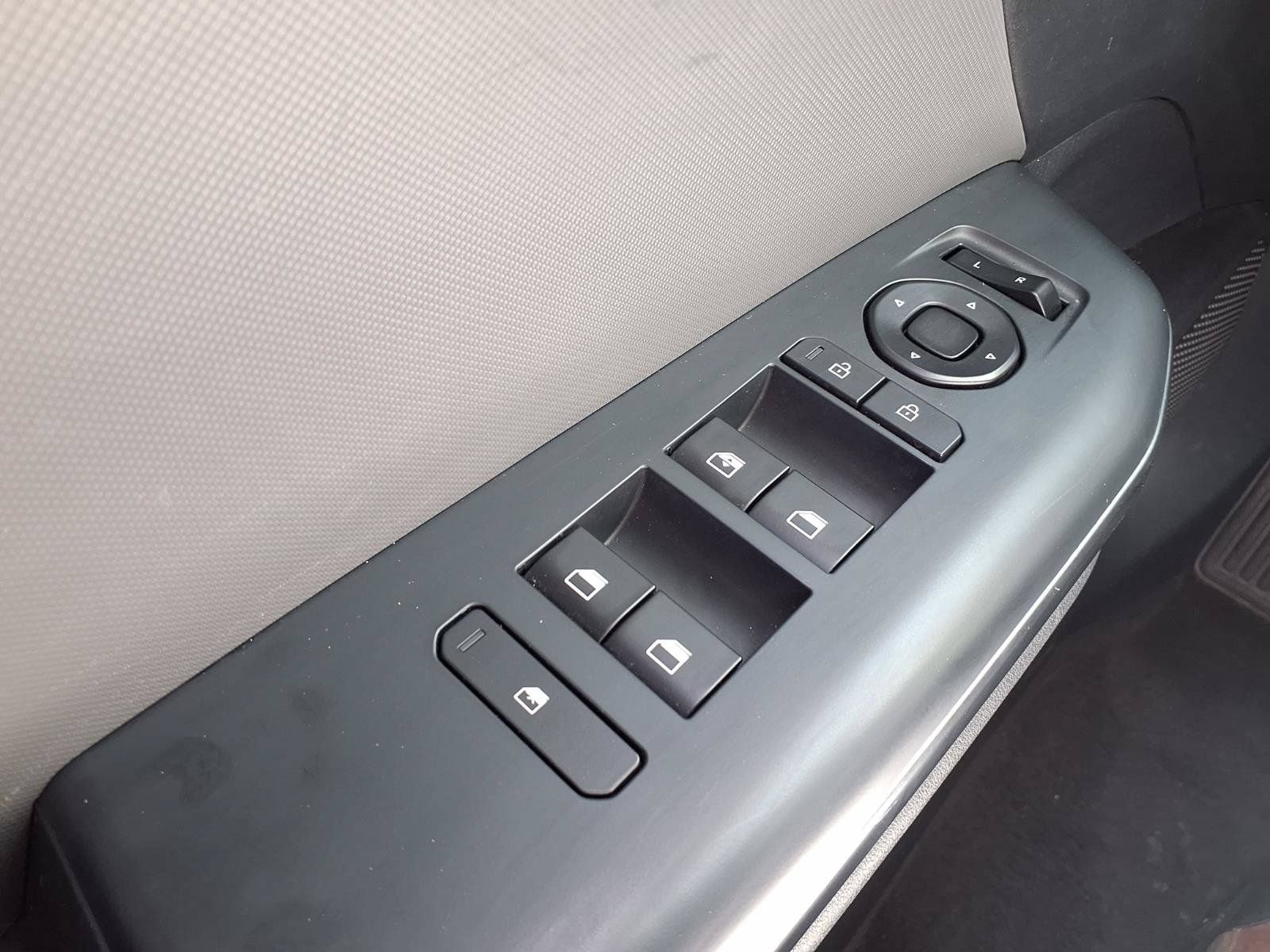 Used 2025 Kia K4 FWD image 14