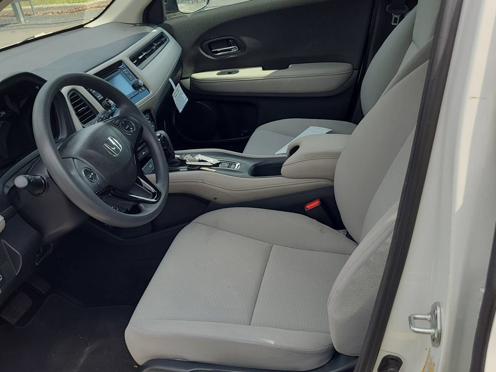 Used 2021 Honda HR-V LX image 10