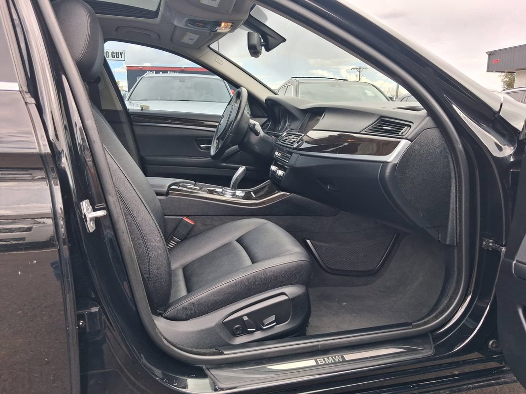 Used 2014 BMW 528i xDrive Sedan AWD/4WD image 19