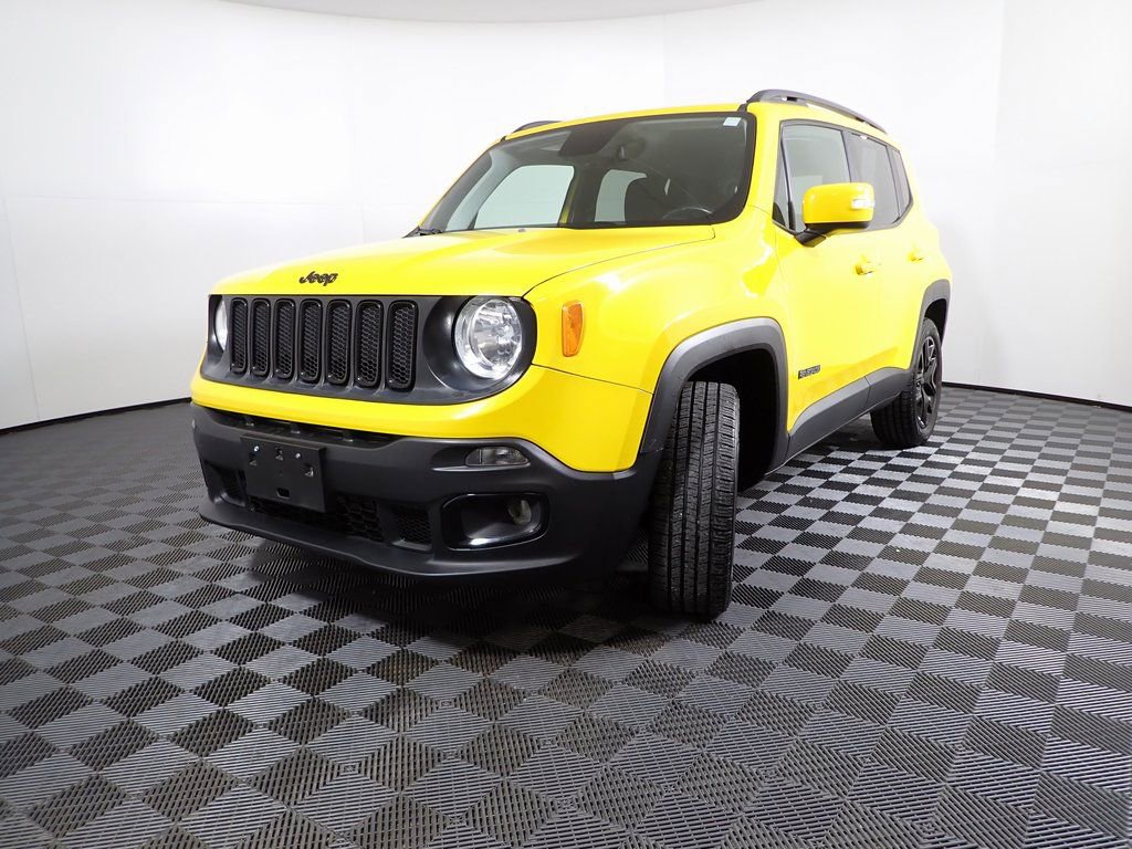 Used 2018 Jeep Renegade Altitude image 2