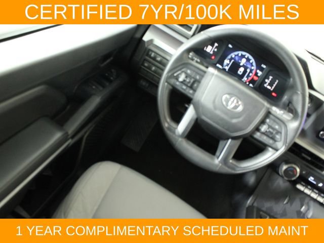 Used 2025 Toyota Tacoma SR5 AWD/4WD image 13