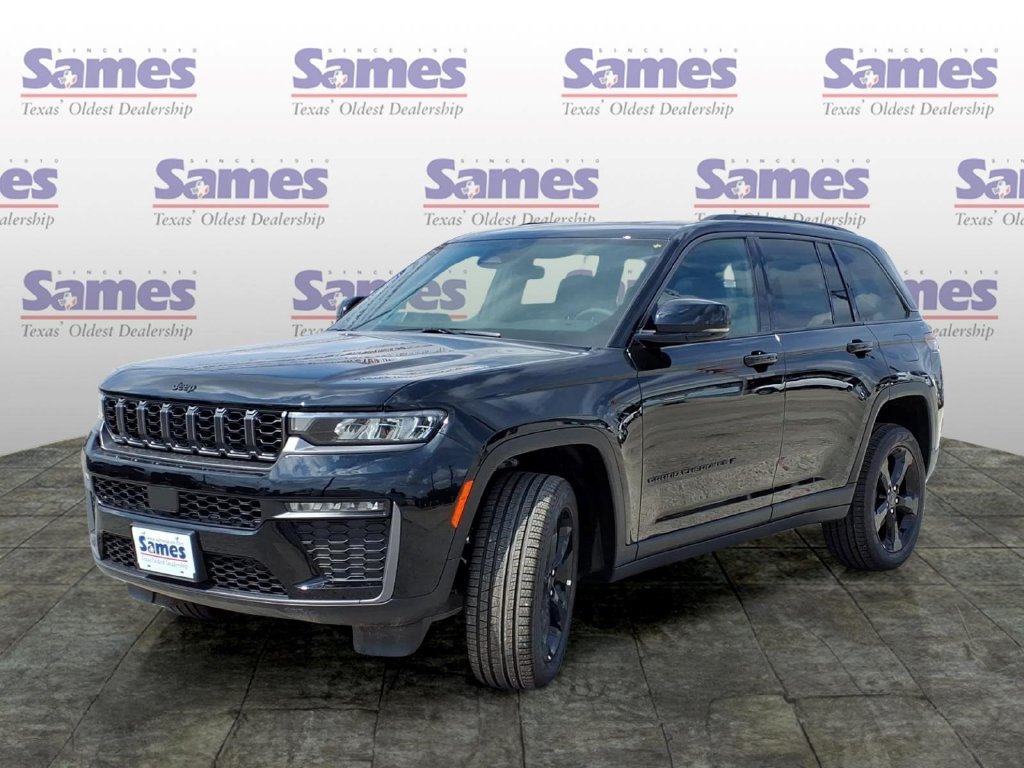 New 2027 Jeep Grand Cherokee Limited w/ Limited Altitude Package RWD image 3