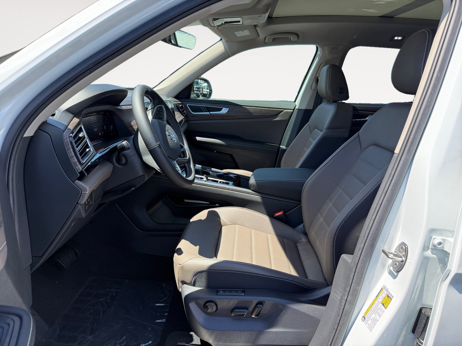 New 2026 Volkswagen Atlas SEL AWD/4WD image 10