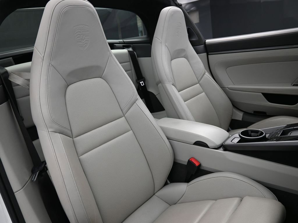 Certified 2021 Porsche 911 Targa 4S image 30