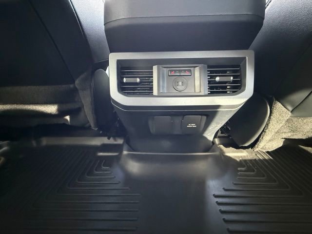 Used 2024 Ford F250 Lariat w/ Sport Appearance Package image 15