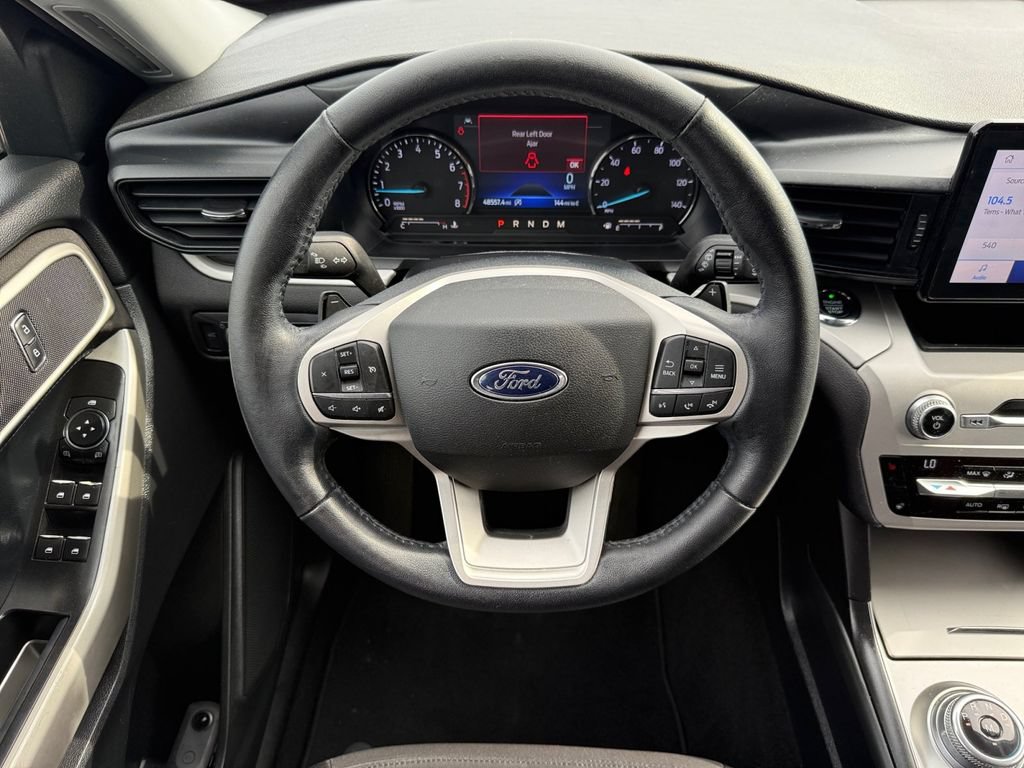 Used 2020 Ford Explorer XLT w/ Comfort Package AWD/4WD image 14