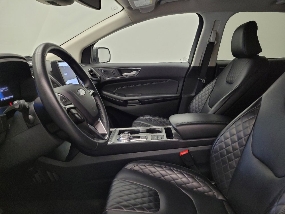 Used 2024 Ford Edge Titanium image 17