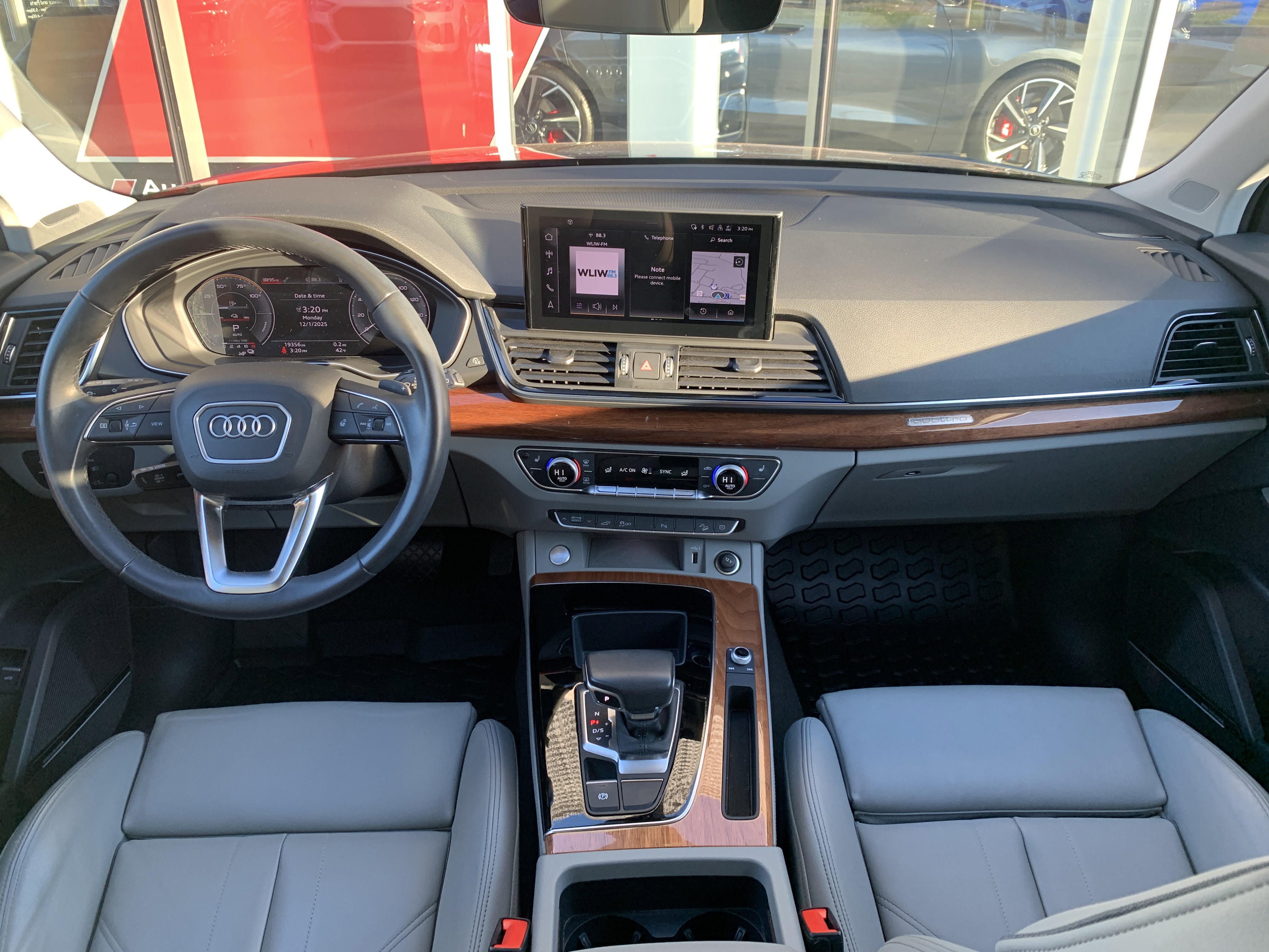 Certified 2022 Audi Q5 e Premium Plus w/ Premium Plus Package image 23