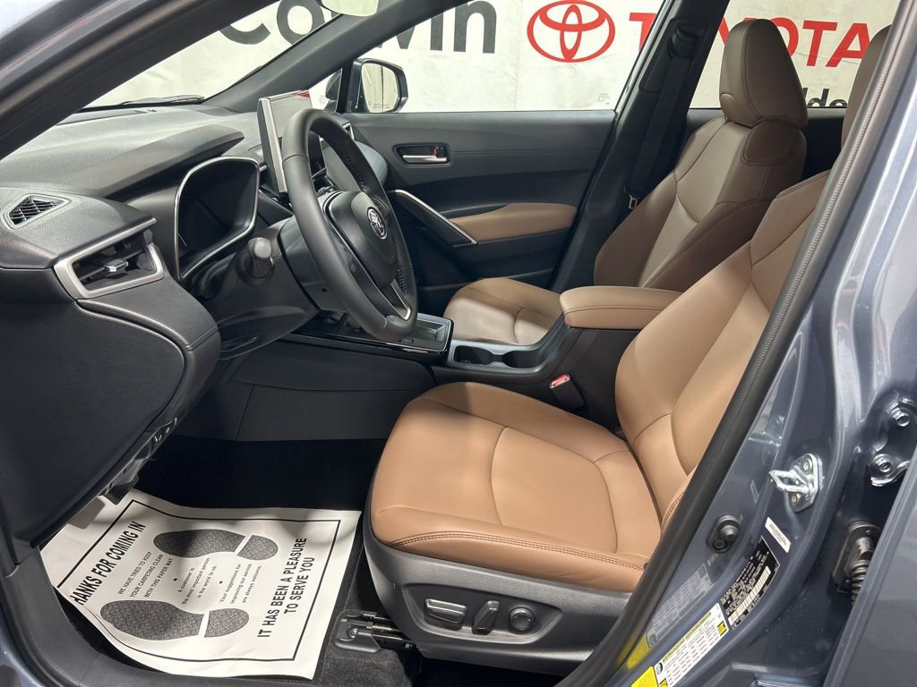 Used 2026 Toyota Corolla Cross XLE w/ Convenience Package image 21