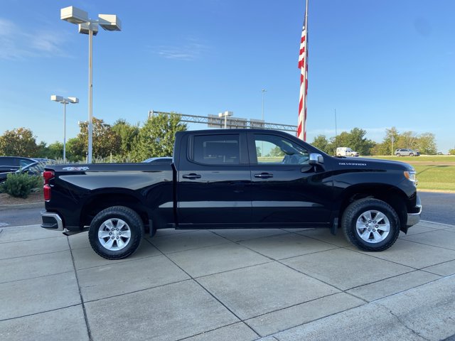 Used 2023 Chevrolet Silverado 1500 LT w/ Protection Package AWD/4WD image 10