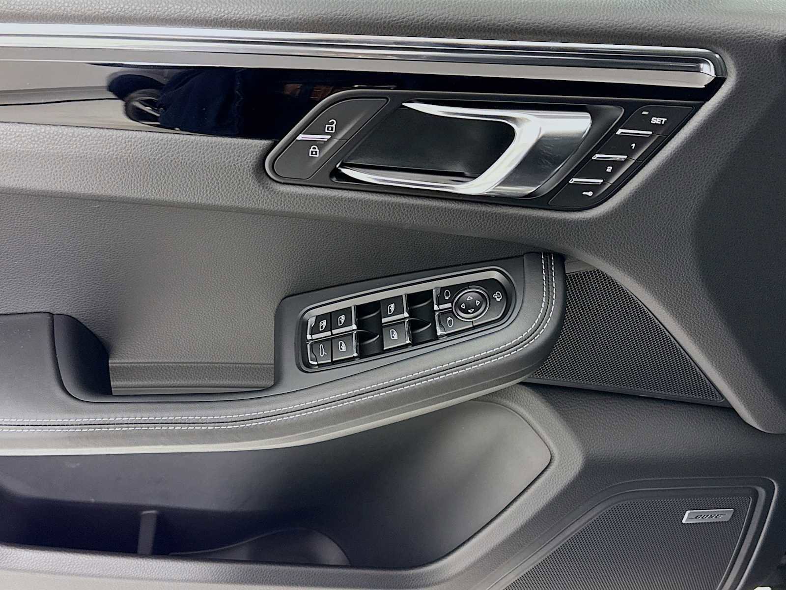 New 2026 Porsche Macan Turbo image 11