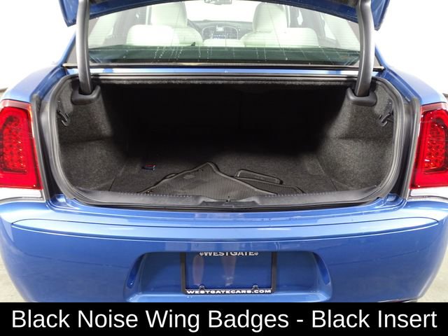 Used 2022 Chrysler 300 Touring w/ Sport Appearance Package image 11