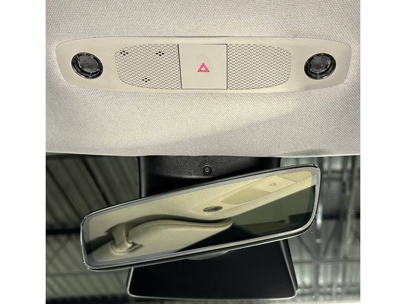 Used 2020 Tesla Model 3 Standard Range Plus image 37