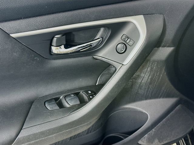 Used 2018 Nissan Altima 2.5 S w/ S Convenience Package image 18