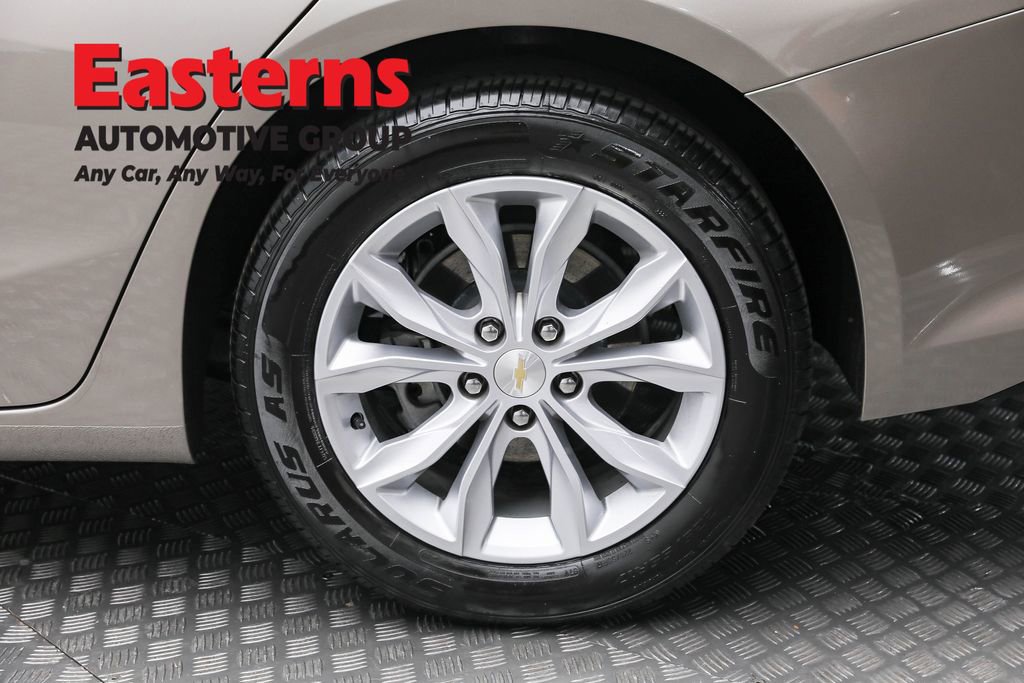 Used 2023 Chevrolet Malibu LT image 8