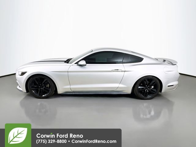 Used 2017 Ford Mustang Coupe image 4